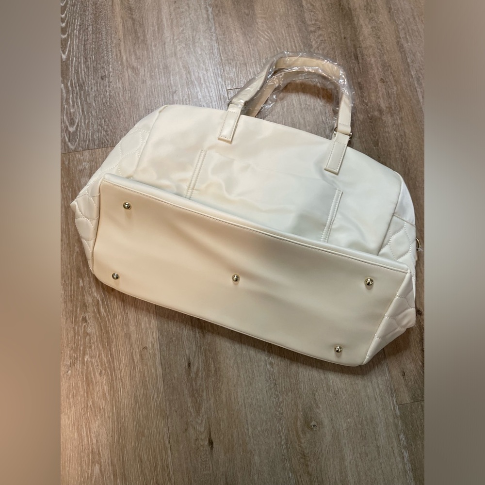 Bella Russo Cream White Quilted Weekender Duffle Bag Handbag - Picture 6 of 10